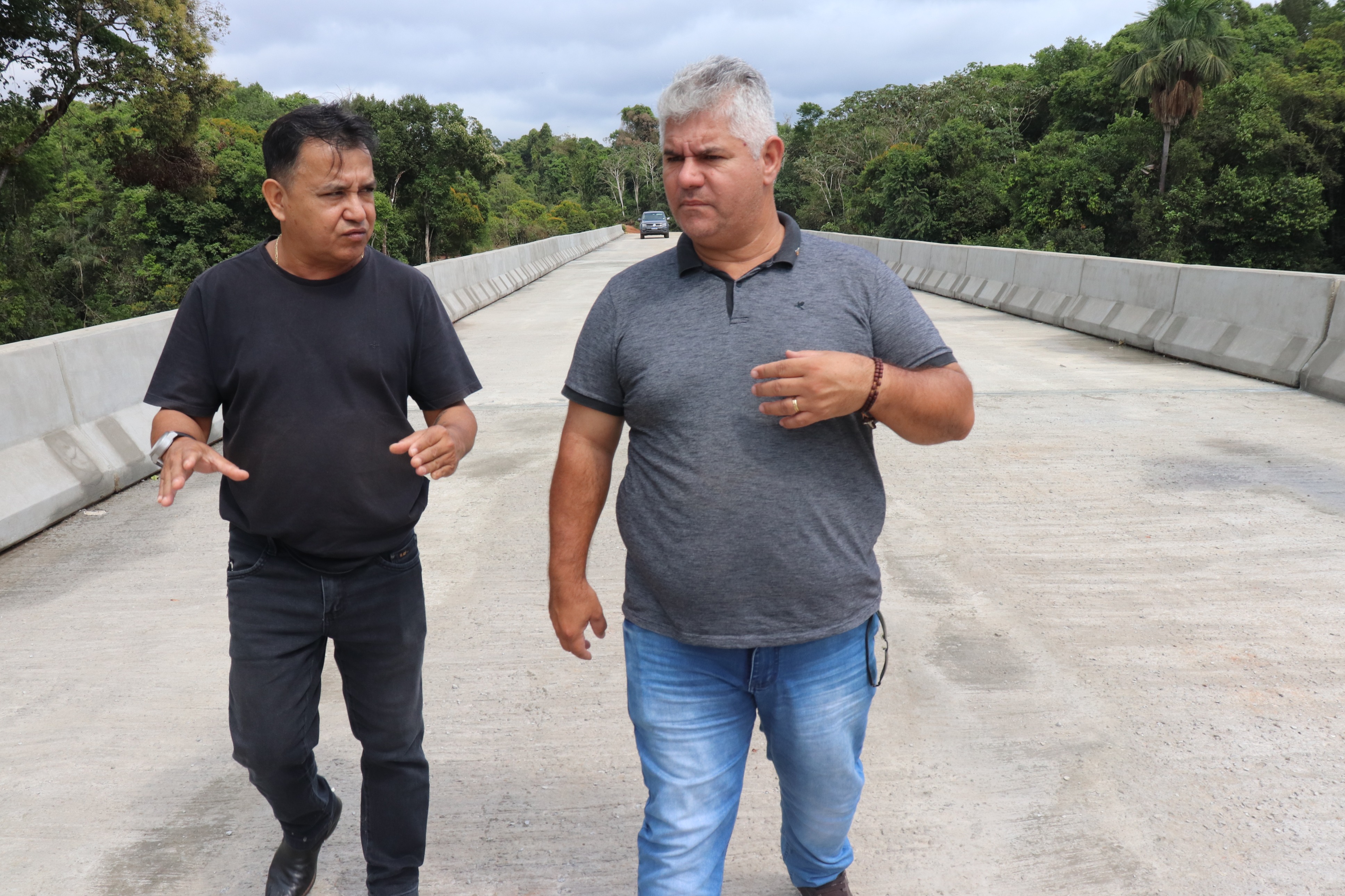 Vereadores Fiscalizando